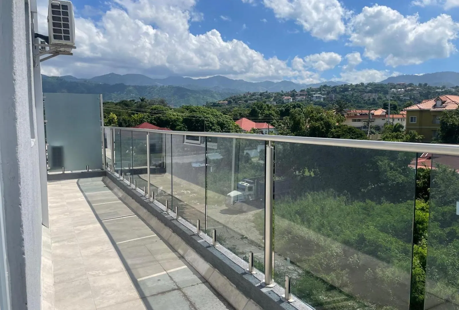 Chateau De Hanel Apartment Kingston Jamaica